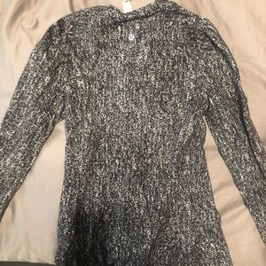 Lululemon long sleeve shirt